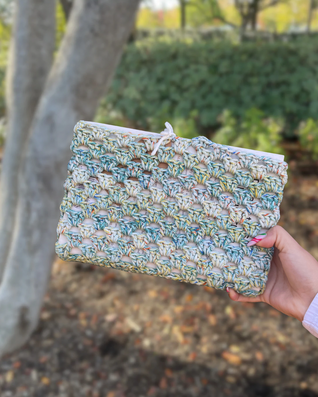 Crochet Button Book Case