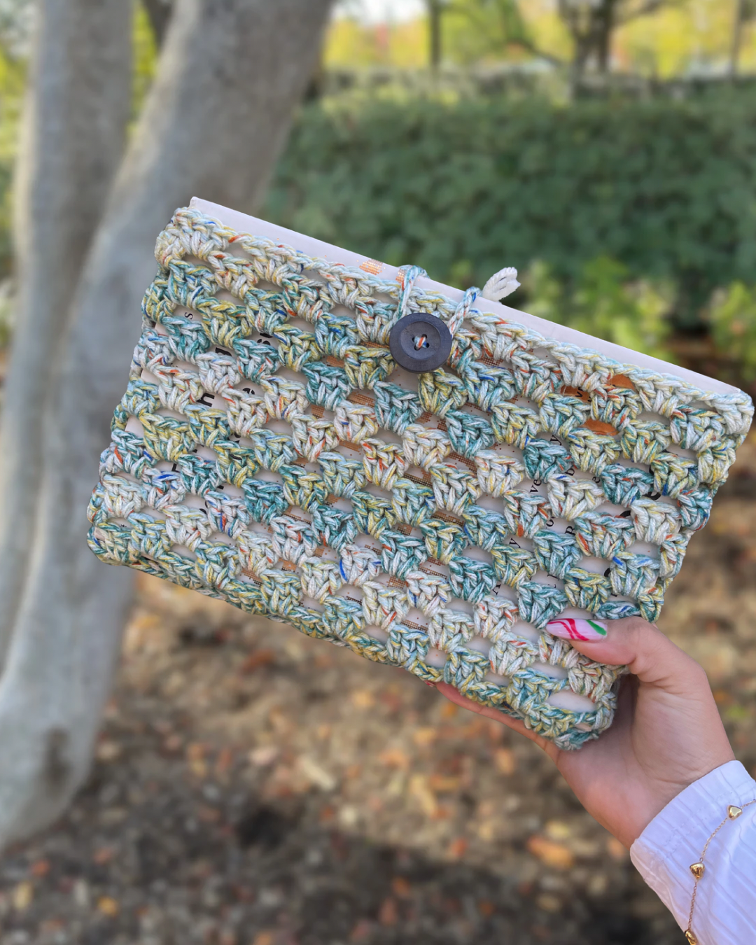 Crochet Button Book Case